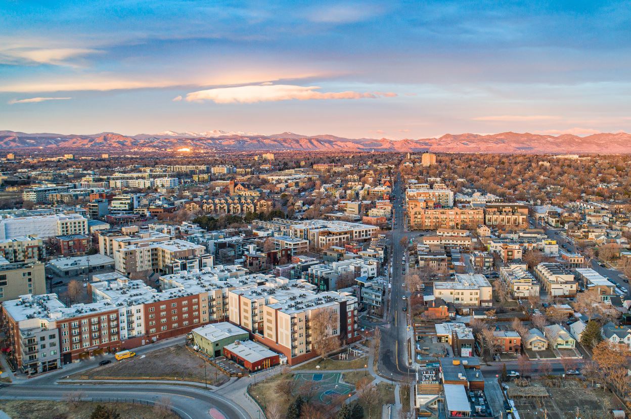 Fast & Easy Online Loans in Aurora, CO - Get Money Today
